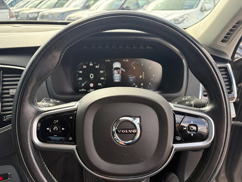 Volvo XC90 2.0 B5 MHEV Momentum Pro SUV 5dr Diesel Hybrid Auto 4WD Euro 6 (s/s) (235 ps) 5dr Automatic 2026