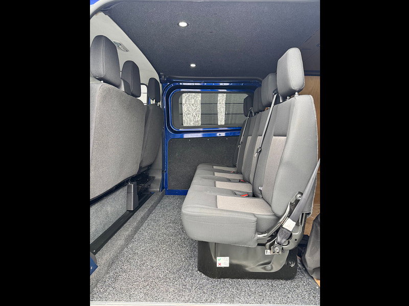 Ford Transit Custom 2.2 TDCi 270 Limited Panel Van 5dr Diesel Manual L1 H1 (186 g/km, 123 bhp) 5dr Manual 2026
