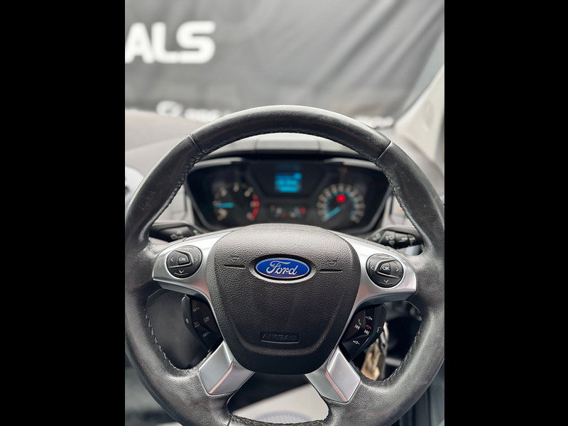 Ford Transit Custom 2.2 TDCi 270 Limited Panel Van 5dr Diesel Manual L1 H1 (186 g/km, 123 bhp) 5dr Manual 2026