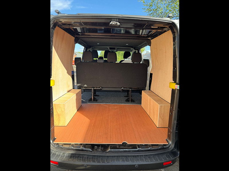 Ford Transit Custom 2.2L 270 Limited E-Tech Diesel Manual Euro 5 (123 bhp) 5dr Manual 2025