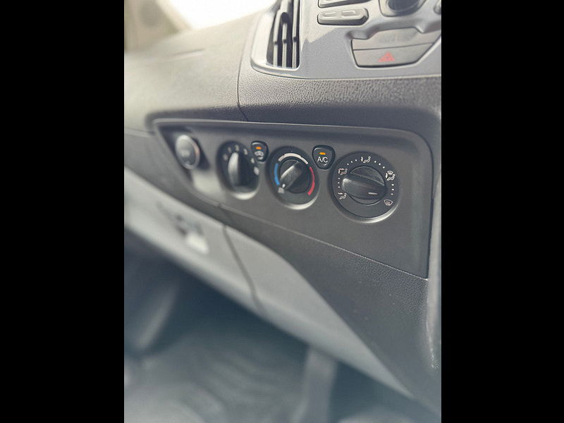 Ford Transit Custom 2.2L 270 Limited E-Tech Diesel Manual Euro 6 (123 bhp) 0dr Manual 2025