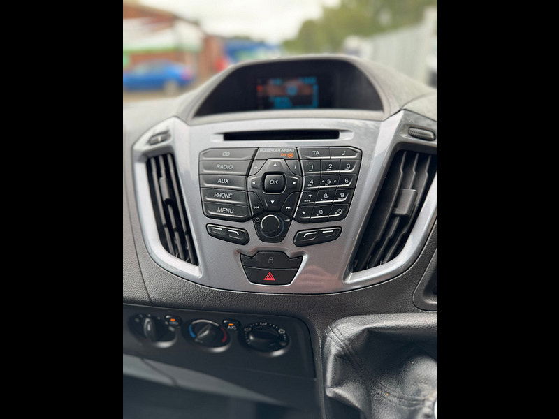 Ford Transit Custom 2.2L 270 Limited E-Tech Diesel Manual Euro 6 (123 bhp) 0dr Manual 2025