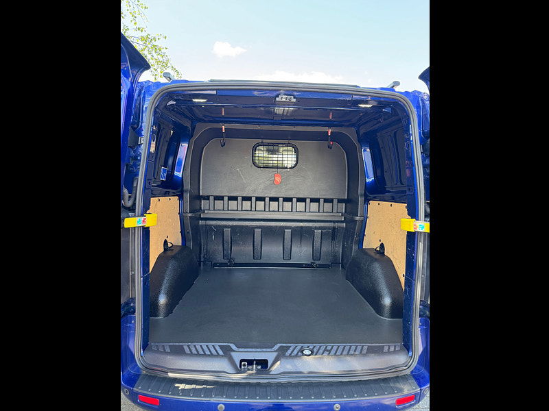 Ford Transit Custom 2.2L 290 Ltd E-Tech Diesel Manual Euro 5 (123 bhp) 5dr Manual 2025
