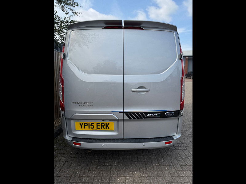 Ford Transit Custom 2.2L 290 Ltd E-Tech Diesel Manual Euro 5 (123 bhp) 4dr Manual 2025