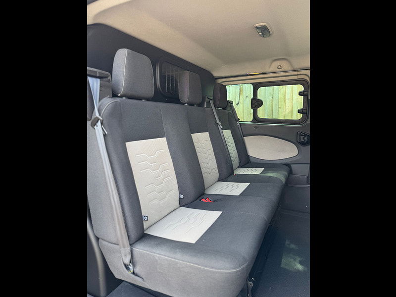 Ford Transit Custom 2.2L 290 Ltd E-Tech Diesel Manual Euro 5 (123 bhp) 4dr Manual 2025