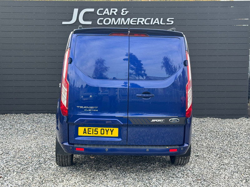 Ford Transit Custom 2.2L 290 Ltd E-Tech Diesel Manual Euro 5 (123 bhp) 5dr Manual 2025