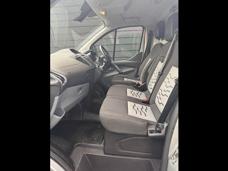 Ford Transit Custom 2.2L 290 Ltd E-Tech Diesel Manual Euro 5 (123 bhp) 4dr Manual 2025