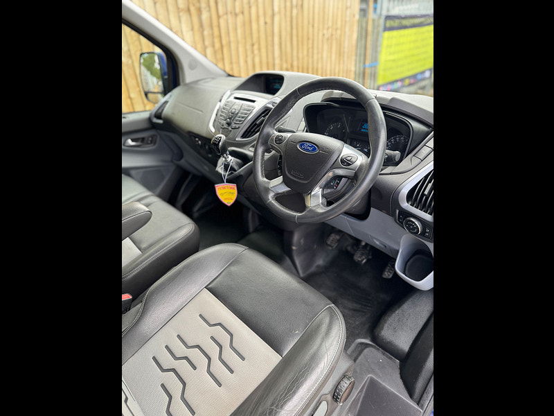 Ford Transit Custom 2.2L 290 Ltd E-Tech Diesel Manual Euro 5 (153 bhp) 4dr Manual 2025