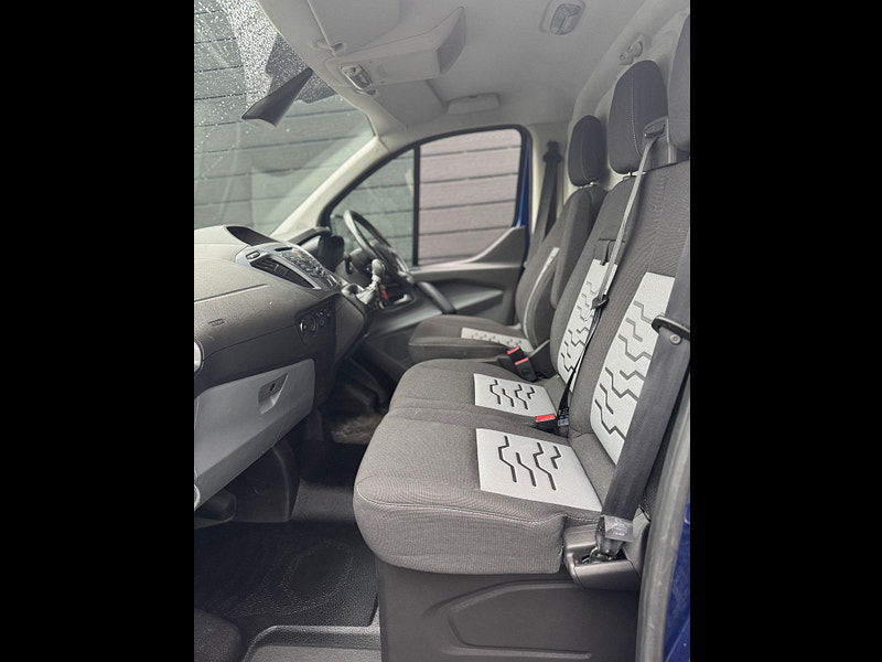 Ford Transit Custom 2.2L 290 Ltd E-Tech Diesel Manual Euro 5 (153 bhp) 4dr Manual 2025