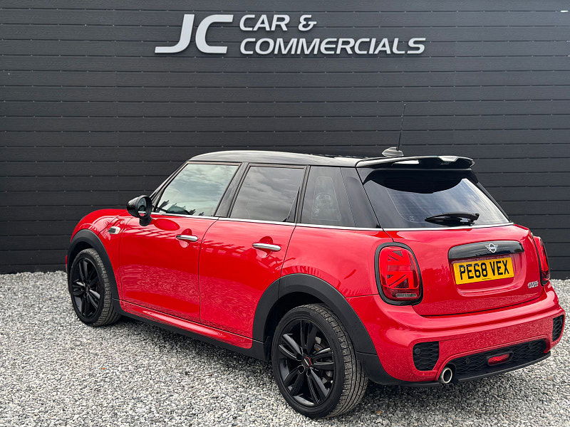 MINI Hatch 1.5L Cooper Auto Hatchback 5dr Petrol Automatic Euro 6 (134 bhp) 5dr Automatic 2025