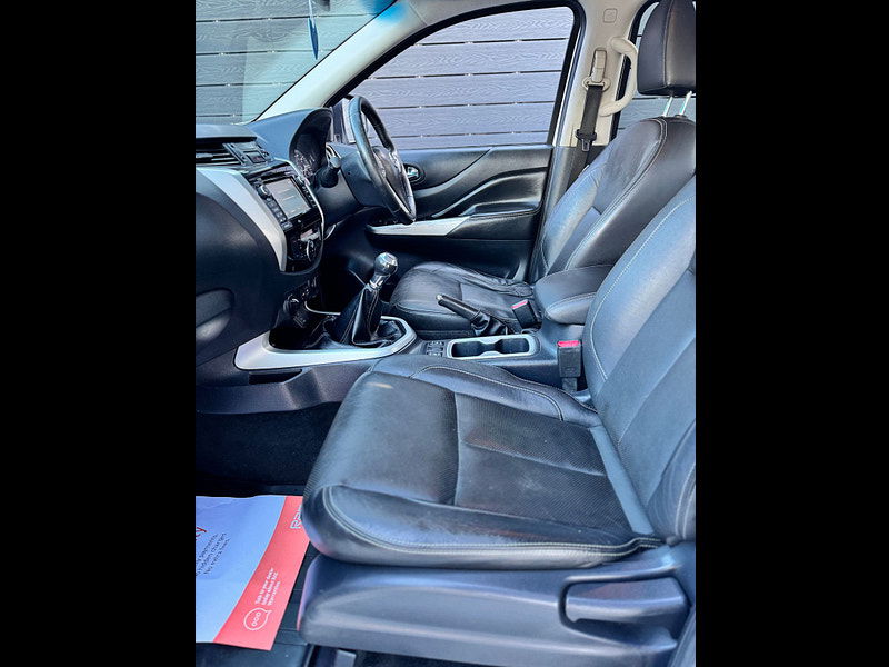 Nissan Navara 2.3 dCi Tekna Pickup Double Cab 4dr Diesel Manual 4WD Euro 6 (s/s) (190 ps) 4dr Manual 2026