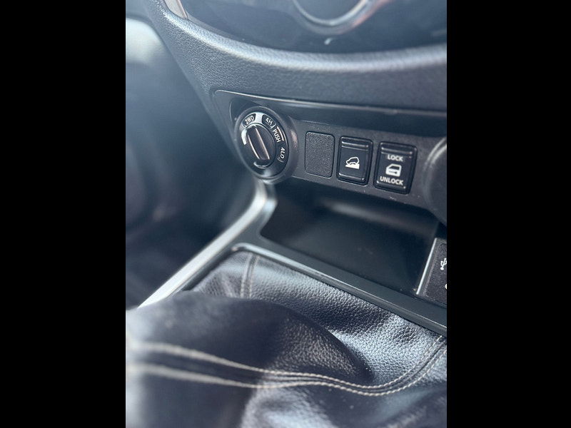 Nissan Navara 2.3 dCi Tekna Pickup Double Cab 4dr Diesel Manual 4WD Euro 6 (s/s) (190 ps) 4dr Manual 2026