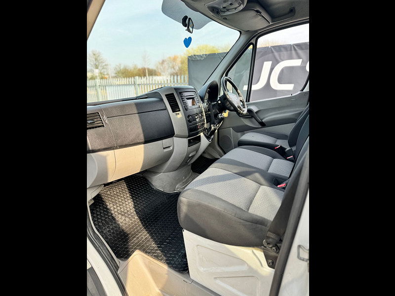 Volkswagen Crafter 2.0 TDI CR35 Chassis Cab 2dr Diesel Manual L3 (139 g/km, 134 bhp) 2dr Manual 2026