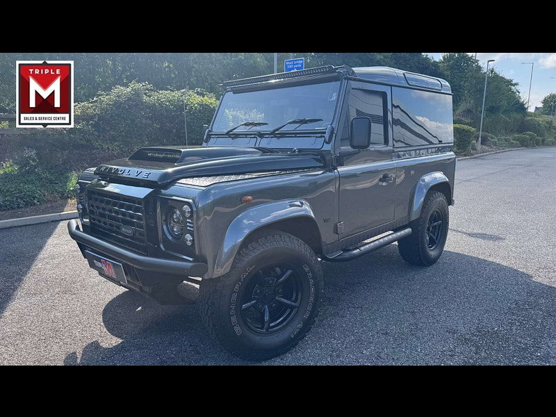 Land Rover Defender