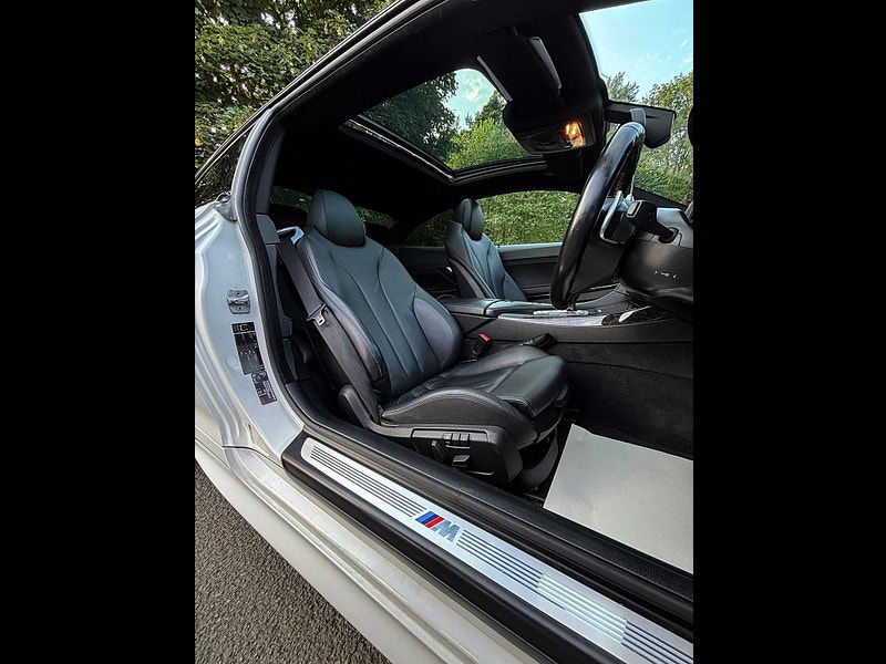 BMW 6 Series 3.0L 640D M SPORT Coupe 2dr Diesel Automatic Euro 5 (308 bhp) 2dr Automatic 2025