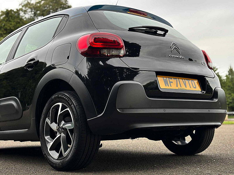 Citroen C3 1.2L Shine PureTech S/S Hatchback 5dr Petrol Manual Euro 6 (82 bhp) 5dr Manual 2025