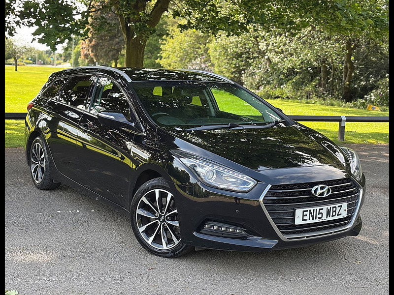 Hyundai I40 1.7L SE Nav CRDi Blue Drive Semi-Auto Estate 5dr Diesel Semi Automatic Euro 6 (139 bhp) 5dr Semi Automatic 2025