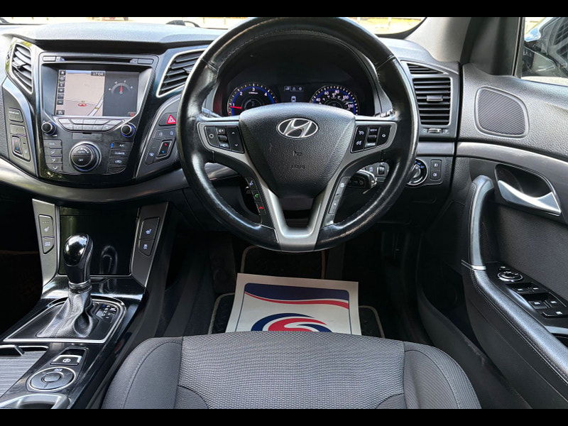 Hyundai I40 1.7L SE Nav CRDi Blue Drive Semi-Auto Estate 5dr Diesel Semi Automatic Euro 6 (139 bhp) 5dr Semi Automatic 2025