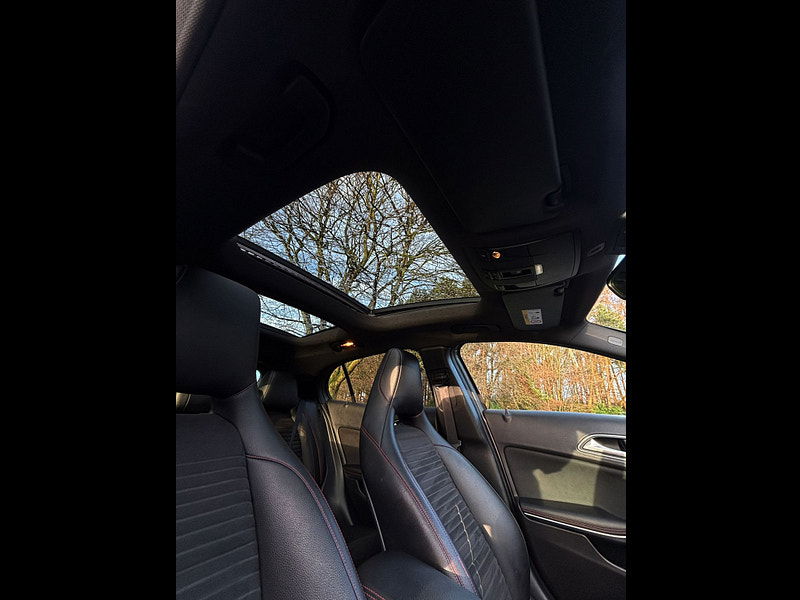 Mercedes-benz GLA 2.1L GLA220 CDI 4MATIC AMG LINE SUV 5dr Diesel Automatic Euro 6 (168 bhp) 5dr Automatic 2025