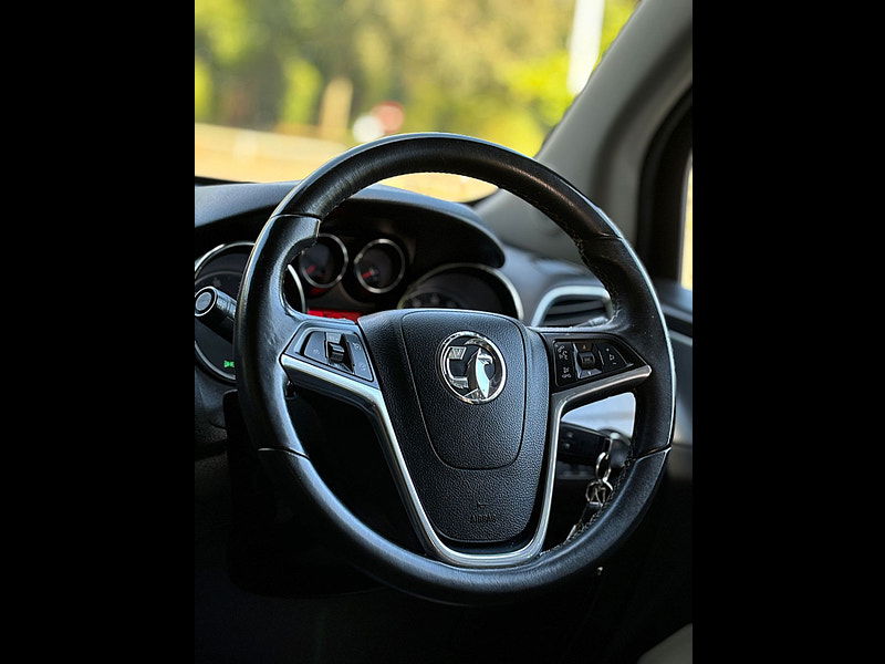 Vauxhall Mokka 1.6L Tech Line CDTi S/S SUV 5dr Diesel Manual Euro 6 (134 bhp) 5dr Manual 2025
