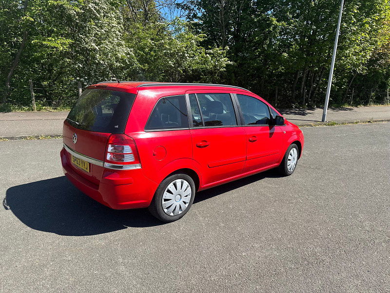 Vauxhall Zafira 1.6L Exclusive MPV 5dr Petrol Manual Euro 5 (113 bhp) 5dr Manual 2025