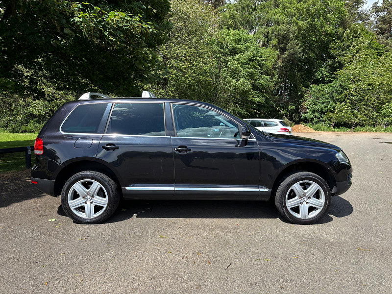 Volkswagen Touareg 4.2L V8 Auto SUV 5dr Petrol Automatic Euro 4 (310 bhp) 5dr Automatic 2025
