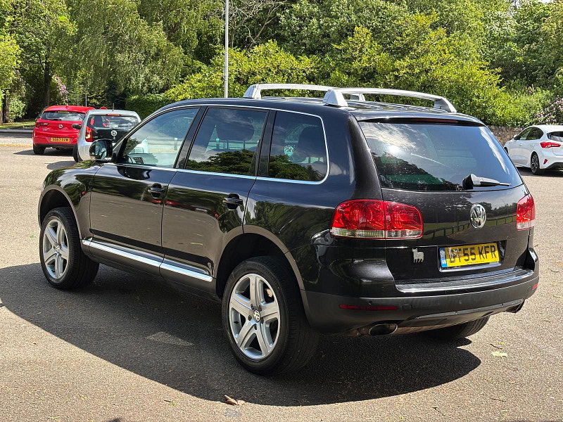 Volkswagen Touareg 4.2L V8 Auto SUV 5dr Petrol Automatic Euro 4 (310 bhp) 5dr Automatic 2025