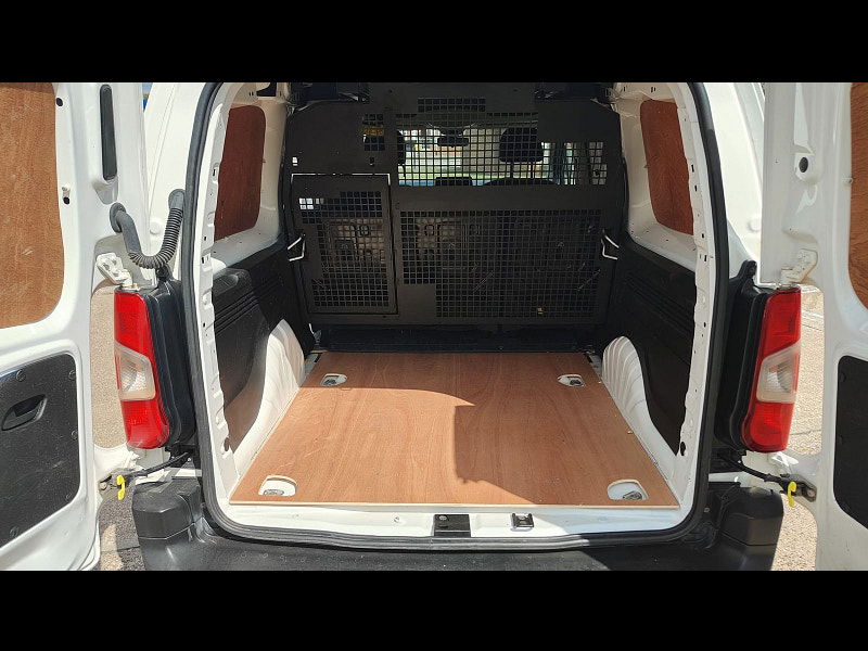 Citroen Berlingo 1.5 BlueHDi 850 Enterprise Pro XL Crew Van Double Cab 6dr Diesel Manual LWB Euro 6 (s/s) (100 ps) 6dr Manual 2025