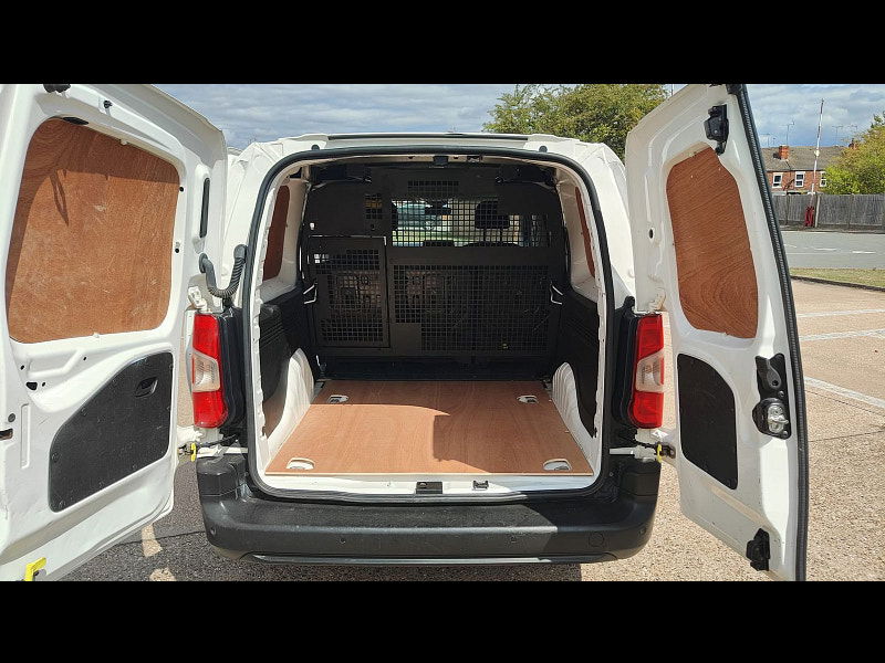 Citroen Berlingo 1.5 BlueHDi 850 Enterprise Pro XL Crew Van Double Cab 6dr Diesel Manual LWB Euro 6 (s/s) (100 ps) 6dr Manual 2025