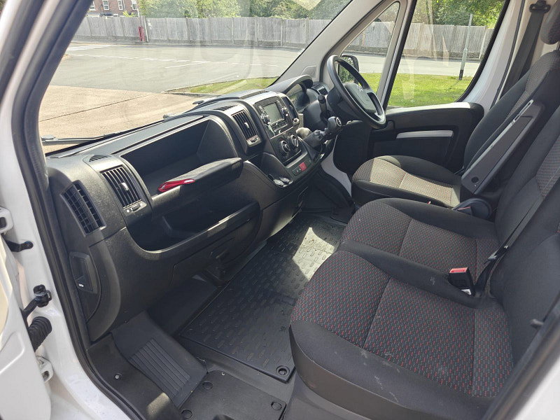 Citroen Relay 2.2 BlueHDi 35 Enterprise Panel Van 5dr Diesel Manual L2 High Roof Euro 6 (s/s) (140 ps) 5dr Manual 2026