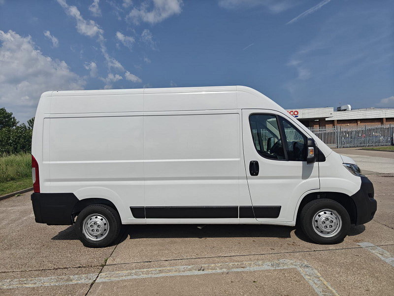 Citroen Relay 2.2 BlueHDi 35 Enterprise Panel Van 5dr Diesel Manual L2 High Roof Euro 6 (s/s) (140 ps) 5dr Manual 2026