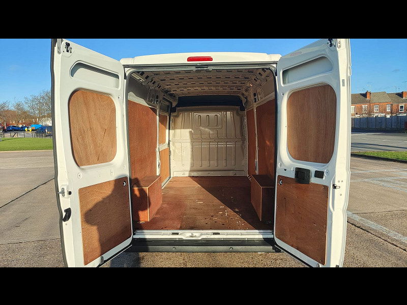 Citroen Relay 2.2 BlueHDi 35 Enterprise Panel Van 5dr Diesel Manual L3 High Roof Euro 6 (s/s) (140 ps) 5dr Manual 2026