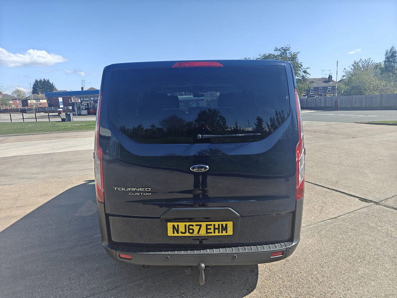 Ford Tourneo Custom 2.0 310 EcoBlue Zetec Minibus Double Cab 5dr Diesel Manual L1 Euro 6 (s/s) (105 ps) 5dr Manual 2026
