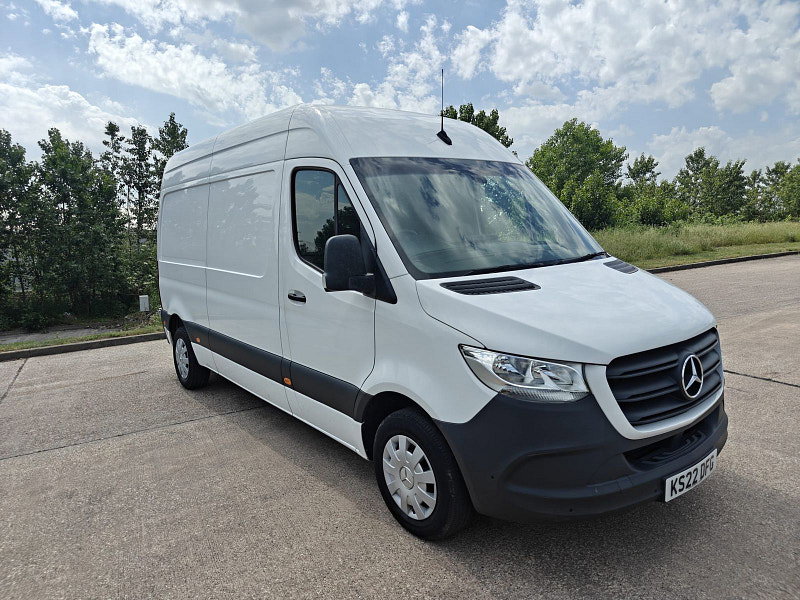 Mercedes-Benz Sprinter 2.0 315 CDI Premium Panel Van 5dr Diesel Manual FWD L2 H2 Euro 6 (s/s) (150 ps) 5dr Manual 2026