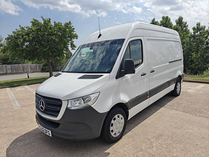 Mercedes-Benz Sprinter 2.0 315 CDI Premium Panel Van 5dr Diesel Manual FWD L2 H2 Euro 6 (s/s) (150 ps) 5dr Manual 2026
