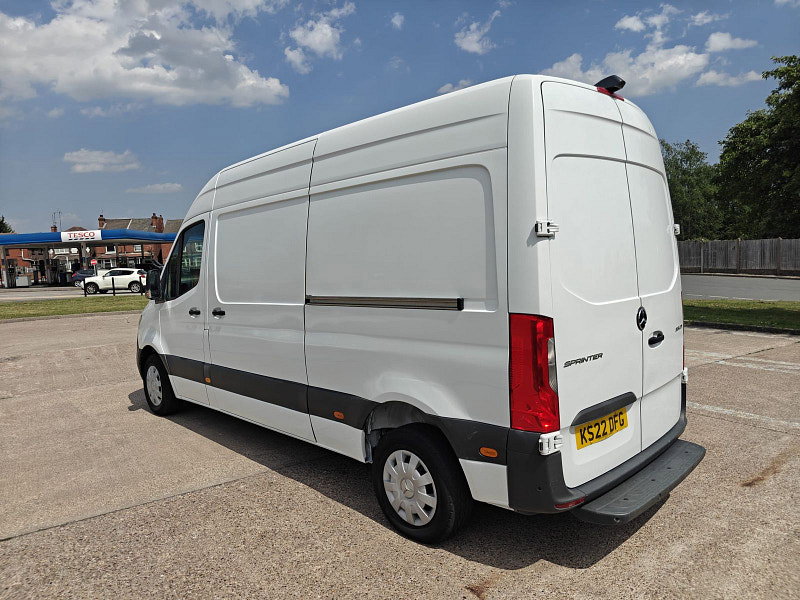 Mercedes-Benz Sprinter 2.0 315 CDI Premium Panel Van 5dr Diesel Manual FWD L2 H2 Euro 6 (s/s) (150 ps) 5dr Manual 2026