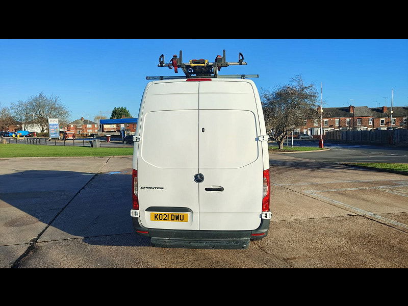 Mercedes-Benz Sprinter 2.0 315 CDI Progressive Panel Van 5dr Diesel Manual RWD L2 H2 Euro 6 (s/s) (150 ps) 5dr Manual 2026