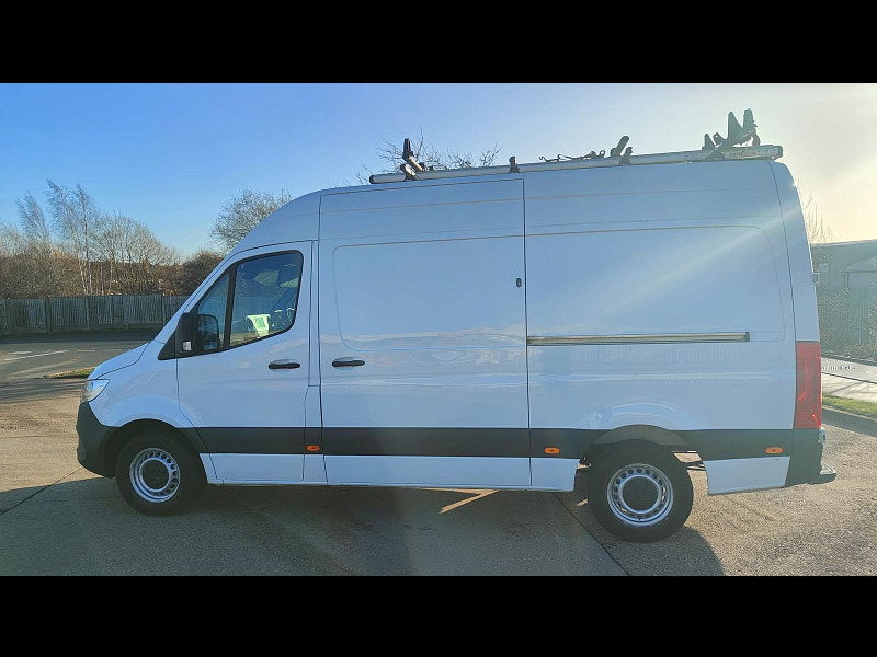Mercedes-Benz Sprinter 2.0 315 CDI Progressive Panel Van 5dr Diesel Manual RWD L2 H2 Euro 6 (s/s) (150 ps) 5dr Manual 2026