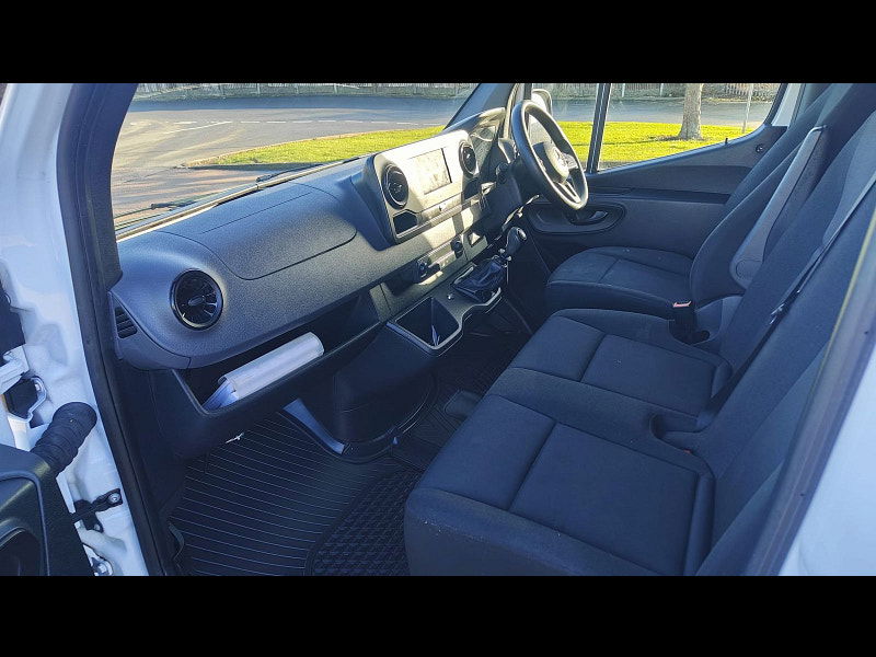 Mercedes-Benz Sprinter 2.0 315 CDI Progressive Panel Van 5dr Diesel Manual RWD L2 H2 Euro 6 (s/s) (150 ps) 5dr Manual 2026