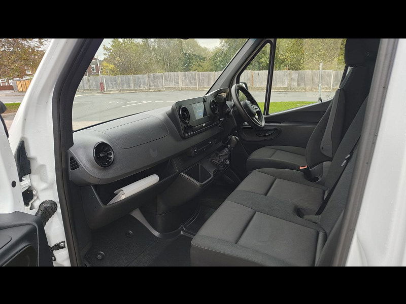 Mercedes-Benz Sprinter 2.0 315 CDI Progressive Panel Van 5dr Diesel Manual RWD L3 H2 Euro 6 (s/s) (150 ps) 5dr Manual 2025