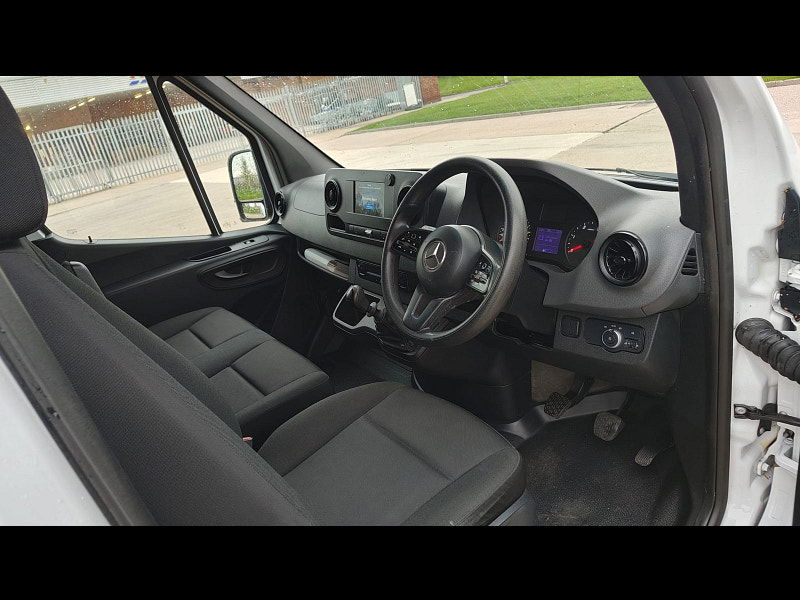 Mercedes-Benz Sprinter 2.0 315 CDI Progressive Panel Van 5dr Diesel Manual RWD L3 H2 Euro 6 (s/s) (150 ps) 5dr Manual 2025