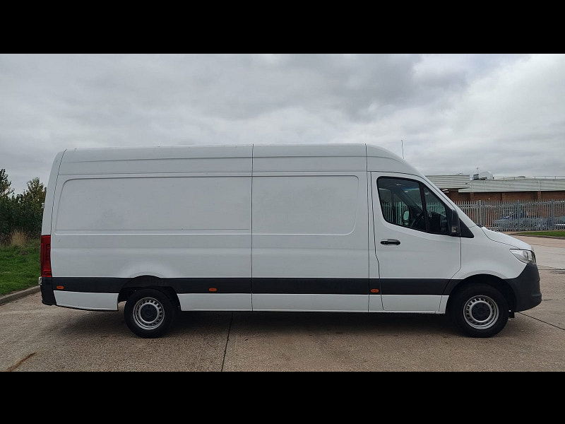 Mercedes-Benz Sprinter 2.0 315 CDI Progressive Panel Van 5dr Diesel Manual RWD L3 H2 Euro 6 (s/s) (150 ps) 5dr Manual 2025