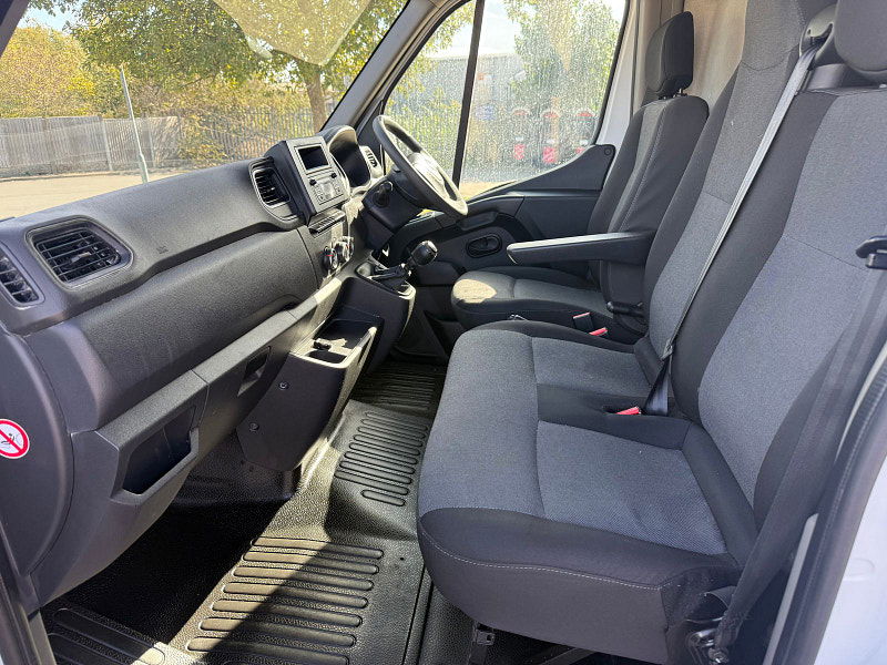 Nissan Interstar 2.3 dCi 35 Acenta Panel Van 4dr Diesel Manual FWD L2 H2 Euro 6 (135 ps) 4dr Manual 2025