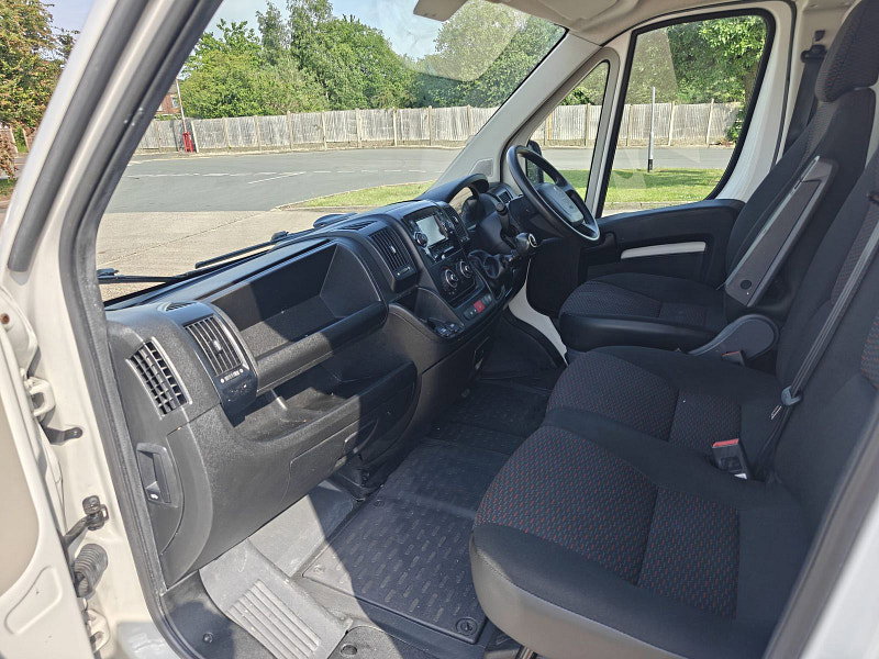 Peugeot Boxer 2.2 BlueHDi 335 Professional Panel Van 5dr Diesel Manual L2 H2 Euro 6 (s/s) (140 ps) 5dr Manual 2026