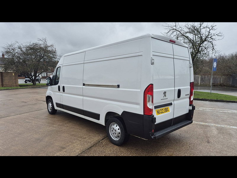Peugeot Boxer 2.2 BlueHDi 335 Professional Panel Van 5dr Diesel Manual L3 H2 Euro 6 (s/s) (140 ps) 5dr Manual 2026