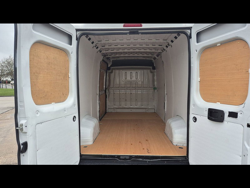 Peugeot Boxer 2.2 BlueHDi 335 Professional Panel Van 5dr Diesel Manual L3 H2 Euro 6 (s/s) (140 ps) 5dr Manual 2026