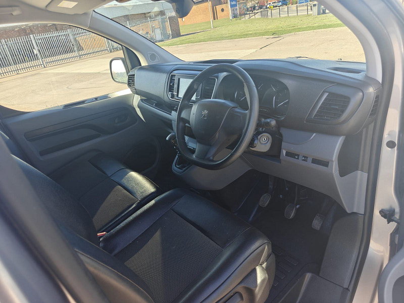 Peugeot Expert 1.5 BlueHDi 1000 Professional Premium Standard Panel Van 6dr Diesel Manual MWB Euro 6 (s/s) (100 bhp) 6dr Manual 2026