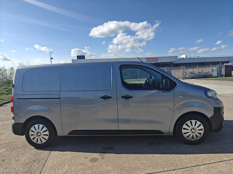 Peugeot Expert 1.5 BlueHDi 1000 Professional Premium Standard Panel Van 6dr Diesel Manual MWB Euro 6 (s/s) (100 bhp) 6dr Manual 2026