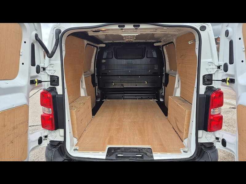 Peugeot Expert 2.0 BlueHDi 1400 Professional Premium Standard Panel Van 6dr Diesel Manual MWB Euro 6 (s/s) (145 ps) 6dr Manual 2026