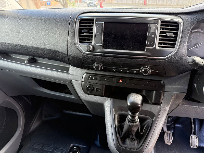 Peugeot Expert 2.0 BlueHDi 1400 Professional Standard Panel Van 6dr Diesel Manual MWB Euro 6 (s/s) (120 ps) 6dr Manual 2026